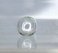 Load image into Gallery viewer, Glass Globe, 16 mm, Clear