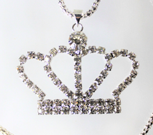 Load image into Gallery viewer, Crown, Princess, Queen Necklace,