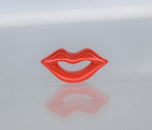 Load image into Gallery viewer, Lips Cabochon,