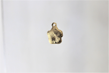 Load image into Gallery viewer, Flower Charm, Blossom Charms,