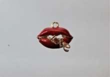 Load image into Gallery viewer, Lips, Small