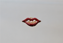 Load image into Gallery viewer, Lips, Small, Rhinestone