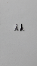 Load image into Gallery viewer, Nail Charms, Eiffel Tower