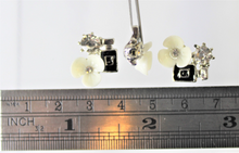 Load image into Gallery viewer, Flower Charm, 5, Rhinestone Charm, Five