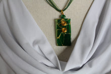 Load image into Gallery viewer, Emerald, Green Glass Necklace, Emerald Glass Necklace, Unique Handmade Gift