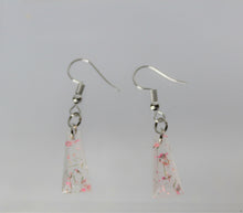 Load image into Gallery viewer, Pink Triangle Pressed Flower Earrings, dried flower earrings, botanical jewelry, confetti earrings, terrarium earrings