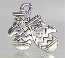 Load image into Gallery viewer, Mittens, Gloves, Christmas