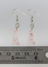 Load image into Gallery viewer, Pink Triangle Pressed Flower Earrings, dried flower earrings, botanical jewelry, confetti earrings, terrarium earrings
