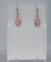 Load image into Gallery viewer, Pink Oval Pressed Flower Earrings, dried flower earrings, botanical earrings, confetti earrings, terrarium earrings