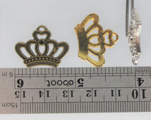 Load image into Gallery viewer, Crown, Princess, Queen