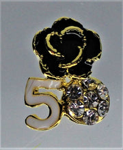 Load image into Gallery viewer, Nail Charms, Five, Rose, Rhinestone