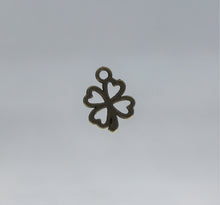 Load image into Gallery viewer, Clover, Good Luck, Four Leaf