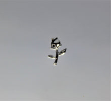 Load image into Gallery viewer, Nail Charms, Rose Bud - 5 Pieces for 99 Cents