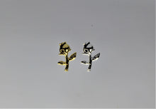 Load image into Gallery viewer, Nail Charms, Rose Bud - 5 Pieces for 99 Cents