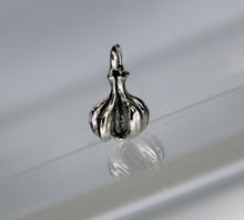 Load image into Gallery viewer, Garlic, Garlic Charms, Vampire