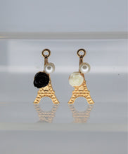 Load image into Gallery viewer, Eiffel Tower Charms, Paris Charm, Travel Charm,