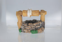 Load image into Gallery viewer, Water Well, Miniature Water Feature