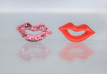 Load image into Gallery viewer, Lips Cabochon,