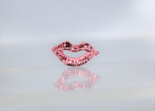 Load image into Gallery viewer, Lips Cabochon,
