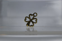 Load image into Gallery viewer, Clover, Good Luck, Four Leaf
